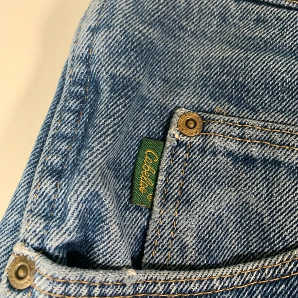 Cabela’s Shorts size 34” Medium Wash Cut Off Denim Jean Shorts - Picture 2 of 9